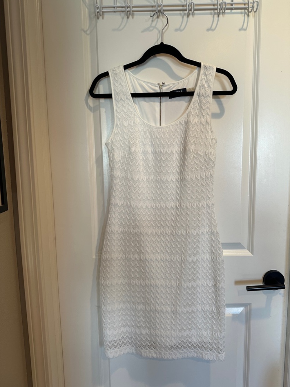 Guess White Sleeveless Lace Mini Dress